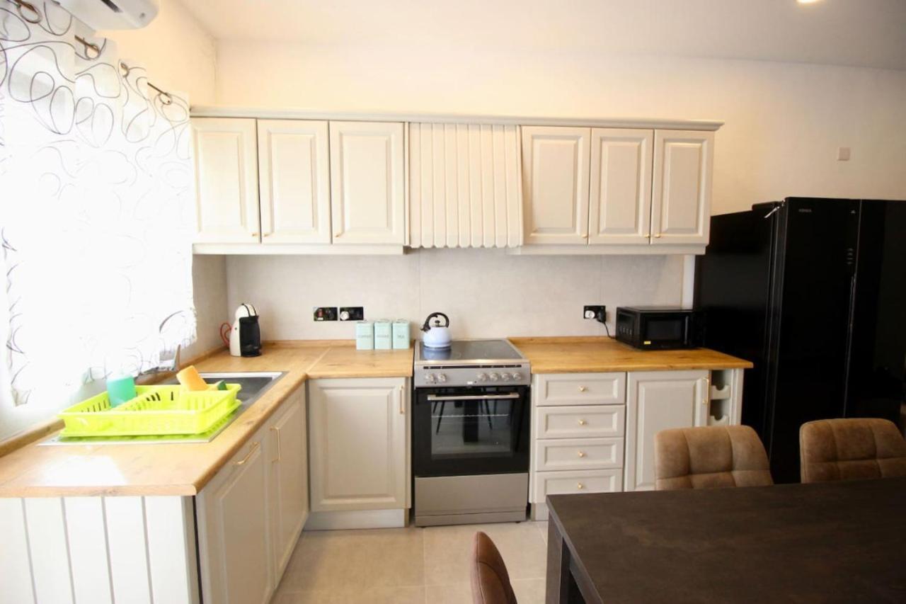 Gzira 3 Bedroom Apartment エクステリア 写真